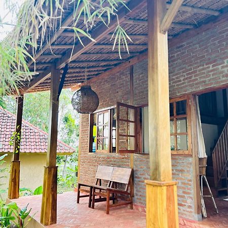 Santai House Tetebatu Exterior foto